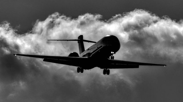 Boeing 717-200 — - Didn't get the registration, sorry :(br /But, this is the best I could do with a backlit, washed out pic. Not too bad if I do say so myself!