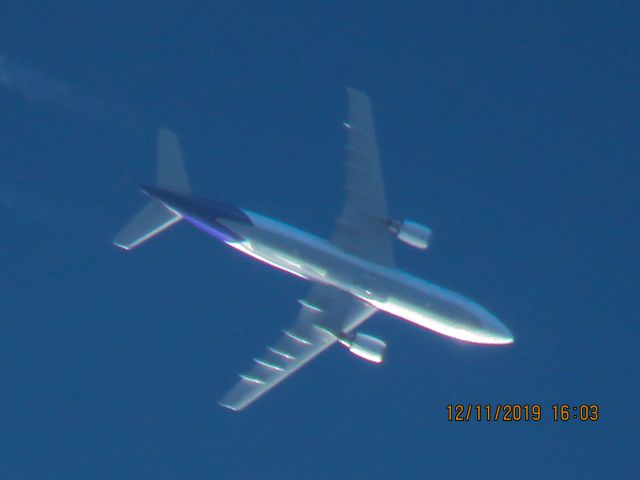 Airbus A300F4-600 (N656FE)