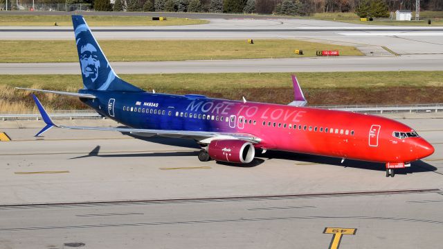 Boeing 737-900 (N493AS) - I finally caught this airframe after chasing it for 5+ years