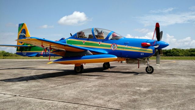 — — - Portões abertos da Base Aérea de Manaus/AM - Brasil