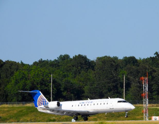 Canadair Regional Jet CRJ-200 (N909SW) - SKW5037br /DEN-JLNbr /06/29/22