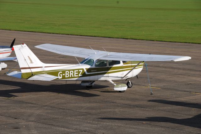 Cessna Skyhawk (G-BREZ) - Skyhawk on the ramp at Duxford in England.