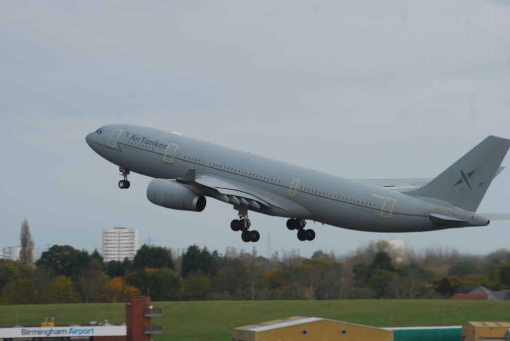 Airbus A330-300 (G-VYGJ)