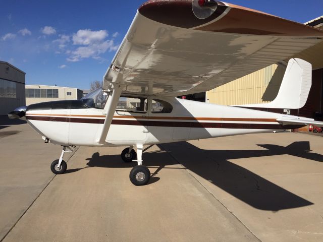 Cessna Skylane (N6421A) - Pulled out of hangar to get some sun.