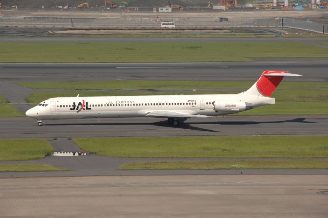 McDonnell Douglas MD-81 (BON8556) - Taxi at Haneda Intl Airport on 2008/6/1 JAL c/s