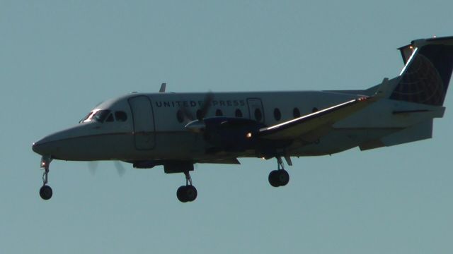 Beechcraft 1900 (N81556)