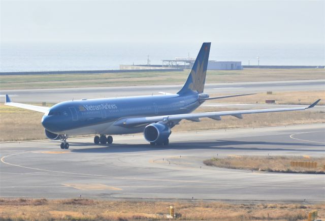 Airbus A330-200 (VN-A376)