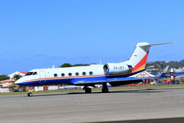 Gulfstream Aerospace Gulfstream IV (XA-JEY)