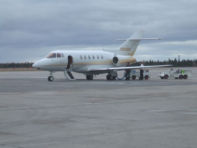 N9292X — - Parked at Woodward Aviation F.B.O. Goose Airport NL.....Oct 17/08