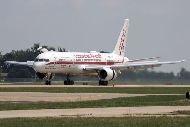 Boeing 757-200 (N757HW) - Honeywells Boeing 757 test bed arrives at EAA AirVenture, Sunday 22/Jul/2018