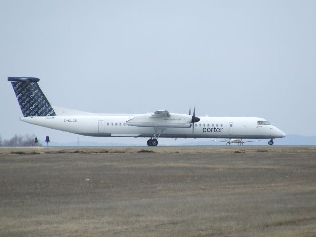 C-GLQE — - Porter Airlines DHC-8 Q400 inaugural flight to CYSB.