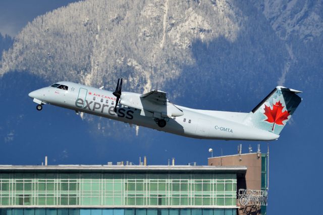 de Havilland Dash 8-300 (C-GMTA)