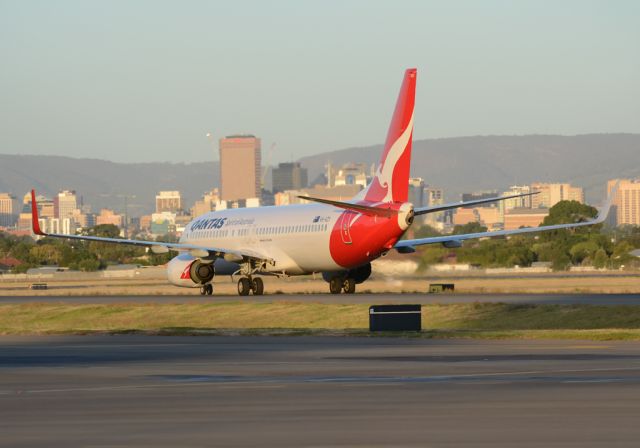 Boeing 737-800 (VH-VZY)