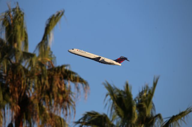 Boeing 717-200 (N950AT)