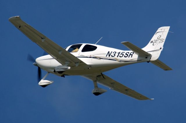 Cirrus SR-22 (N315SR)