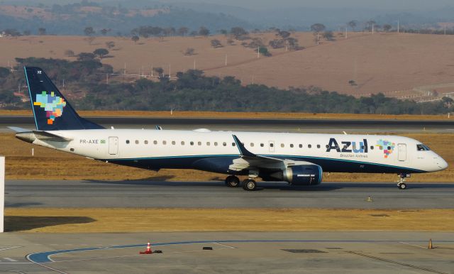 EMBRAER 195 (PR-AXE)