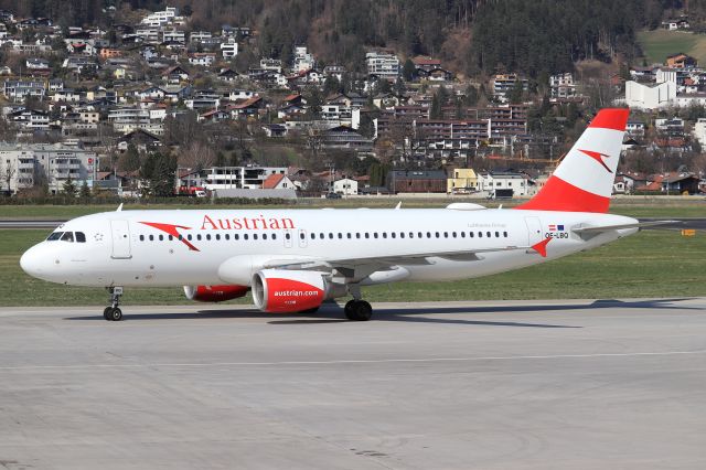 Airbus A320 (OE-LBQ)