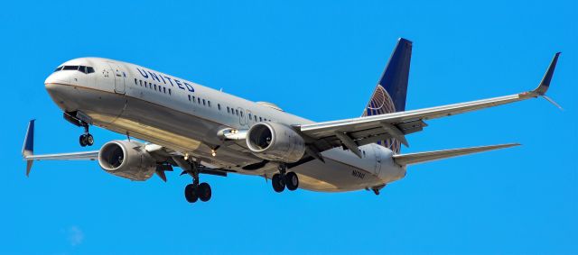 Boeing 737-900 (N67845) - N67845 United Airlines Boeing 737-924ER s/n 42185 - Las Vegas -  Harry Reid International Airport (KLAS)br /USA - Nevada August 18, 2021br /Photo: Tomás Del Coro br /SunSet Park