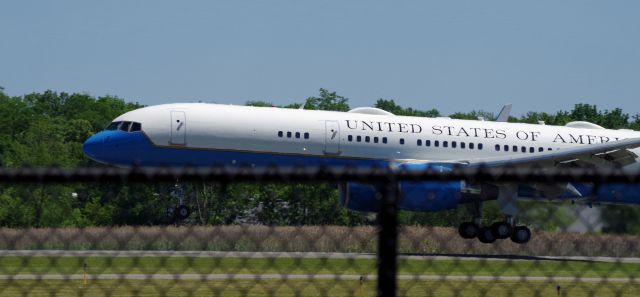 Boeing 757-200 (09-0015) - MORRISTOWN, NEW JERSEY, USA-JUNE 14, 2020: A United States Air Force jet, registration number 90015, is seen moments before it touches down on runway 5. In a few hours it will become Air Force One as it flies President Donald Trump back to Washington, D.C. after a weekend in New Jersey. When flying into or out of Morristown Airport, the Air Force uses the Boeing 757-200 as Air Force One, instead of the larger 747, because of shorter runways at Morristown.