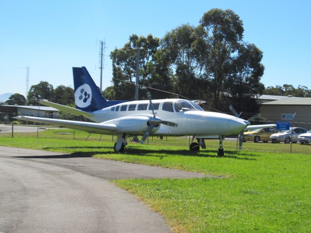 Cessna 404 Titan (VH-SKV) - Parking at YWOL