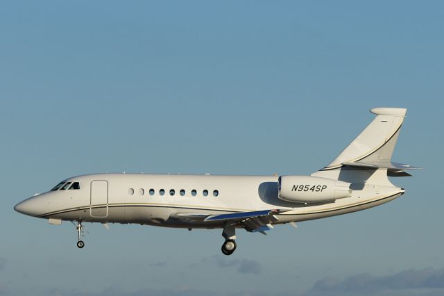 Dassault Falcon 2000 (N954SP)