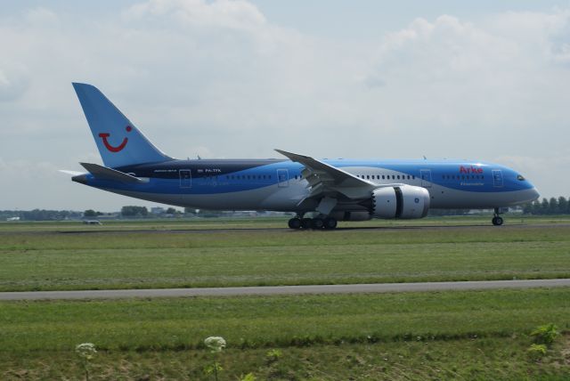 Boeing 787-8 (PH-TFK) - Arke