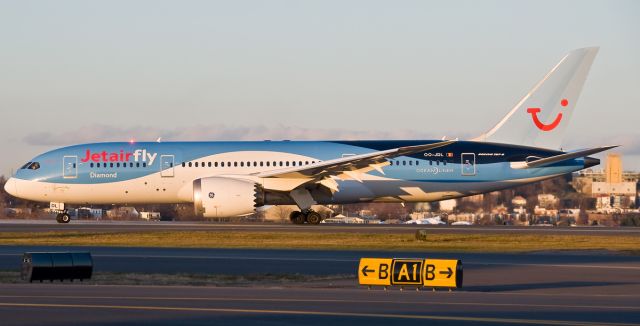 Boeing 787-8 (OO-JDL)