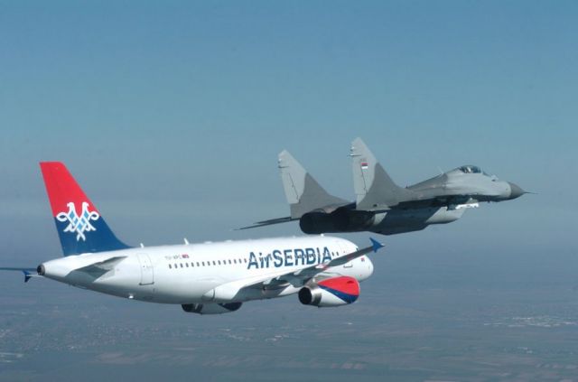 Boeing 737-800 (YU-APC) - First a 319 of new national air carrier  arriving in serbian air space.