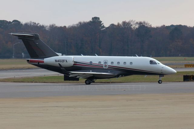 Embraer Legacy 550 (LXJ402)