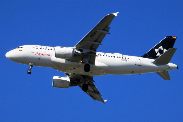 Airbus A319 (N519AV)
