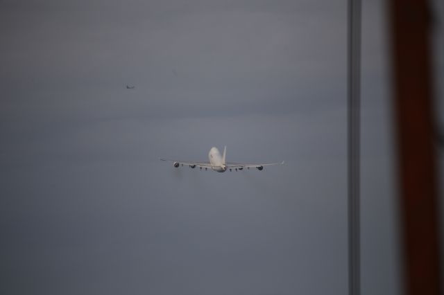Boeing 747-400 (N712CK)