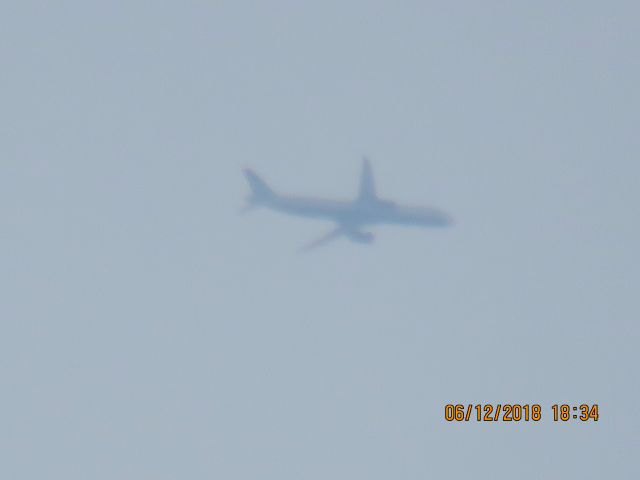 Airbus A321 (N578UW)