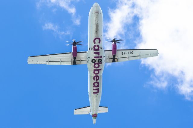 Aerospatiale ATR-72-600 (9Y-TTG) - Caribbean Airlines seen departing St Maarten