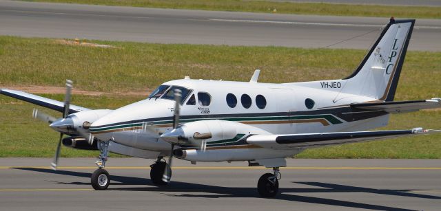 Beechcraft King Air 90 (VH-JEO) - Taken at Gladstone, Queensland on the 16th January 2014.