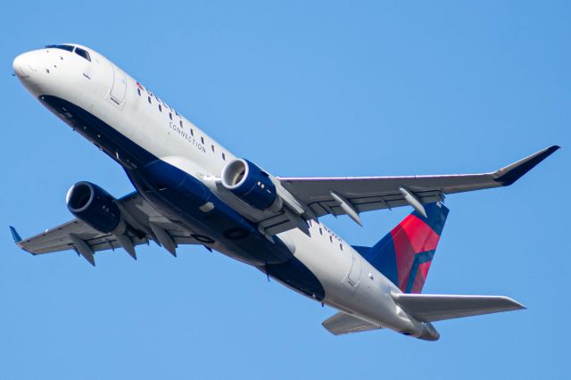 Embraer 175 (N250SY) - SKW3737 - RNO to SLC - 29 Dec, 2020