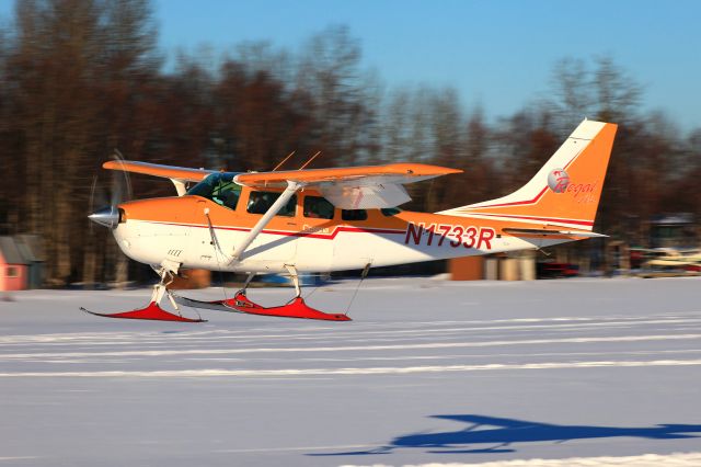 Cessna 206 Stationair (N1733R)