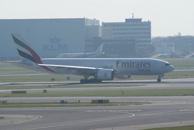 A6-EFN — - Emirates Sky Cargo B777-F1H cn 42232