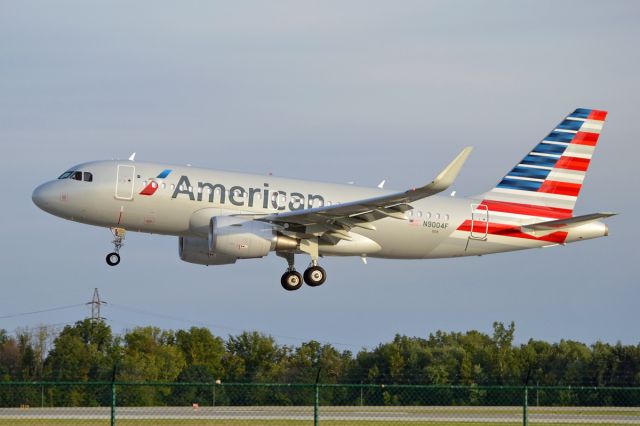 Airbus A319 (N9004F)