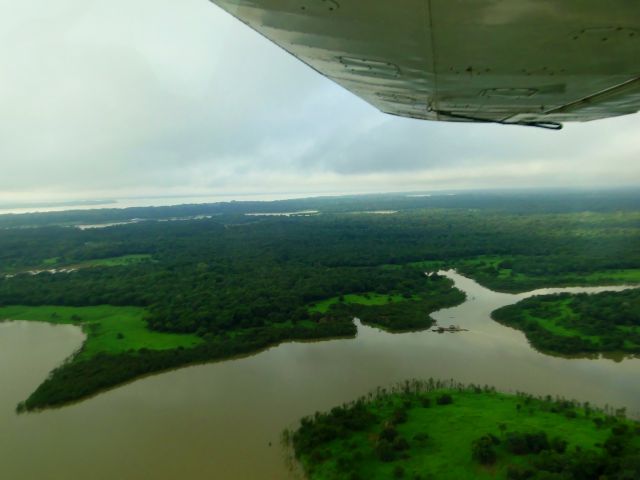 HELIO U-10 Super Courier (PP-JCM) - HELIOS COURIER PP-JCM- IN MANAUS, AMAZON, BRAZIL.