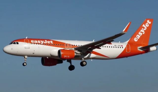 Airbus A320 (HB-JXR)