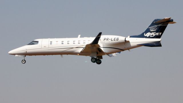 Learjet 45 (PR-LEB)