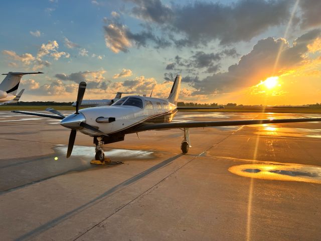 N133PK — - Arrival just after a Thunderstorm passed