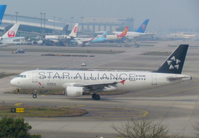 Airbus A320 (B-6296) - Shenzhen Airlines Star AlLiance coating