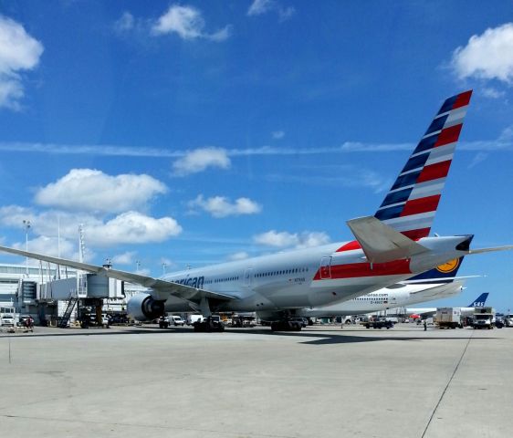 Boeing 777-200 (N7BA) - International arrival at ORD T5 gate M9