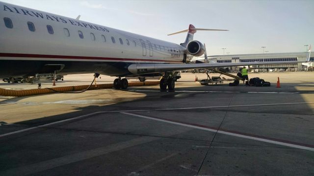 Canadair Regional Jet CRJ-900 (N926LR)