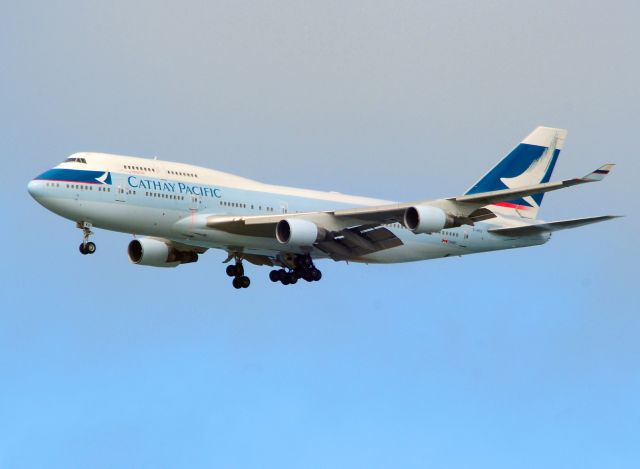 Boeing 747-200 (B-HKU)