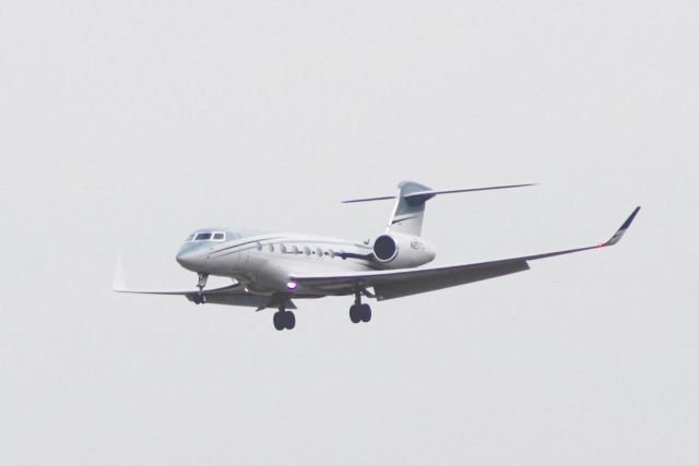 Gulfstream Aerospace Gulfstream G650 (N251TD) - Arriving from MCI 09/08