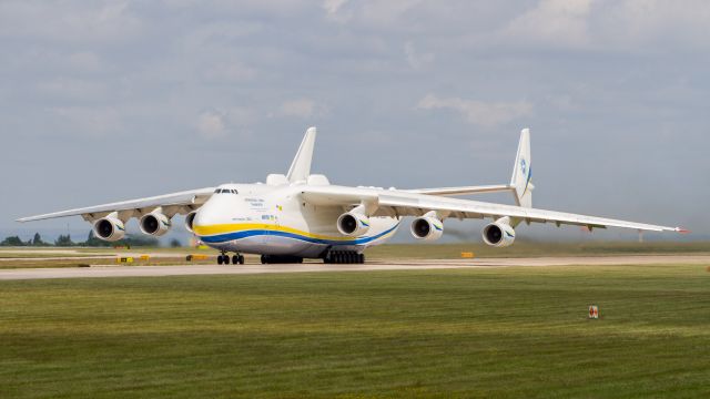 Antonov An-225 Mriya (UR-82060)