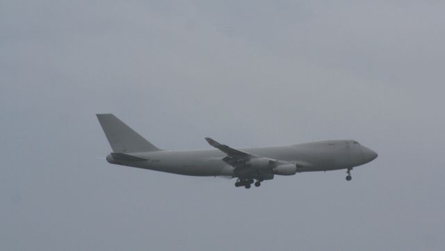 Boeing 747-400 (LX-PCV) - From December 2010-Cargolux B744 diverting to Logan from JFK due to weather. 