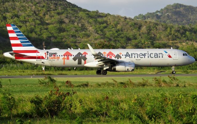 Airbus A321 (N162AA)